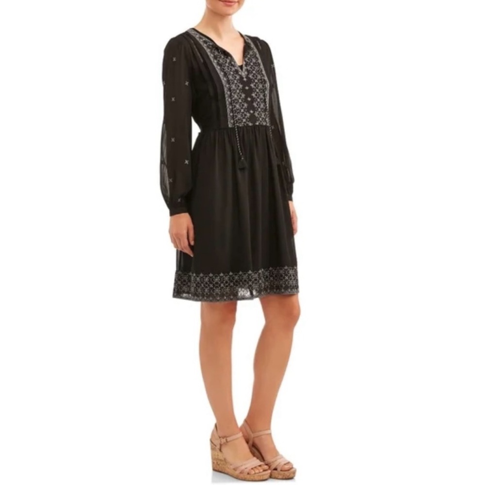 Time and Tru Black Soot Embroidered Boho Peasant Tunic‎ Dress Tassel L 12-14